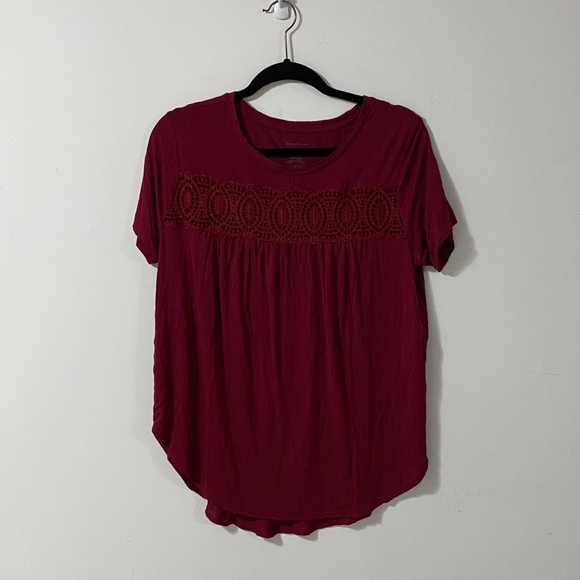 George Burgundy Crocheted Details T-Shirt | Large - Picture 2 of 5